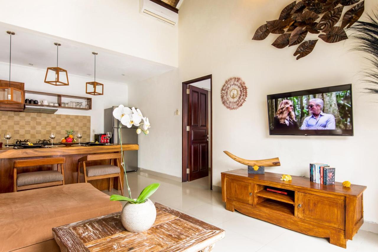 Villa Joyosa Seminyak  Exterior photo
